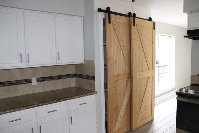 Building Photo - 4514 Wee Laddie Ln