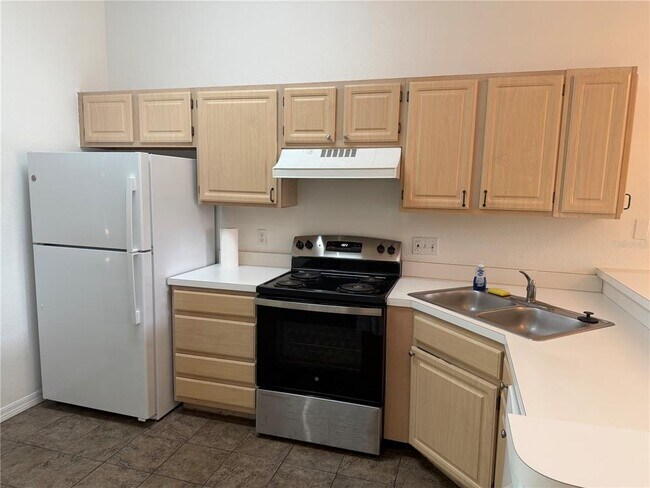 Building Photo - 149 Reserve Cir
