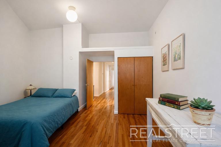 Building Photo - Designer Loft | 2 Bed / 2 Bath | ~1,000 SF | 12’ Wood Ceilings | Prime Prospect Heights