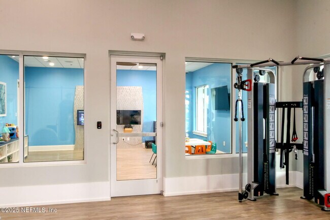 Building Photo - 290 RUM RUNNER Way