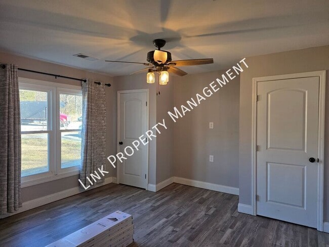 Building Photo - 8233 Harrison Bay Rd