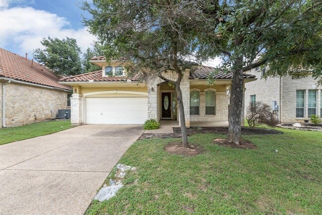 Primary Photo - 15220 Interlachen Dr