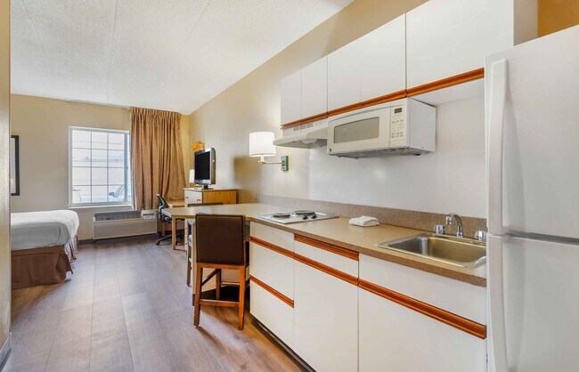 Building Photo - Furnished Studio-Chicago - Lombard - Oak Brook