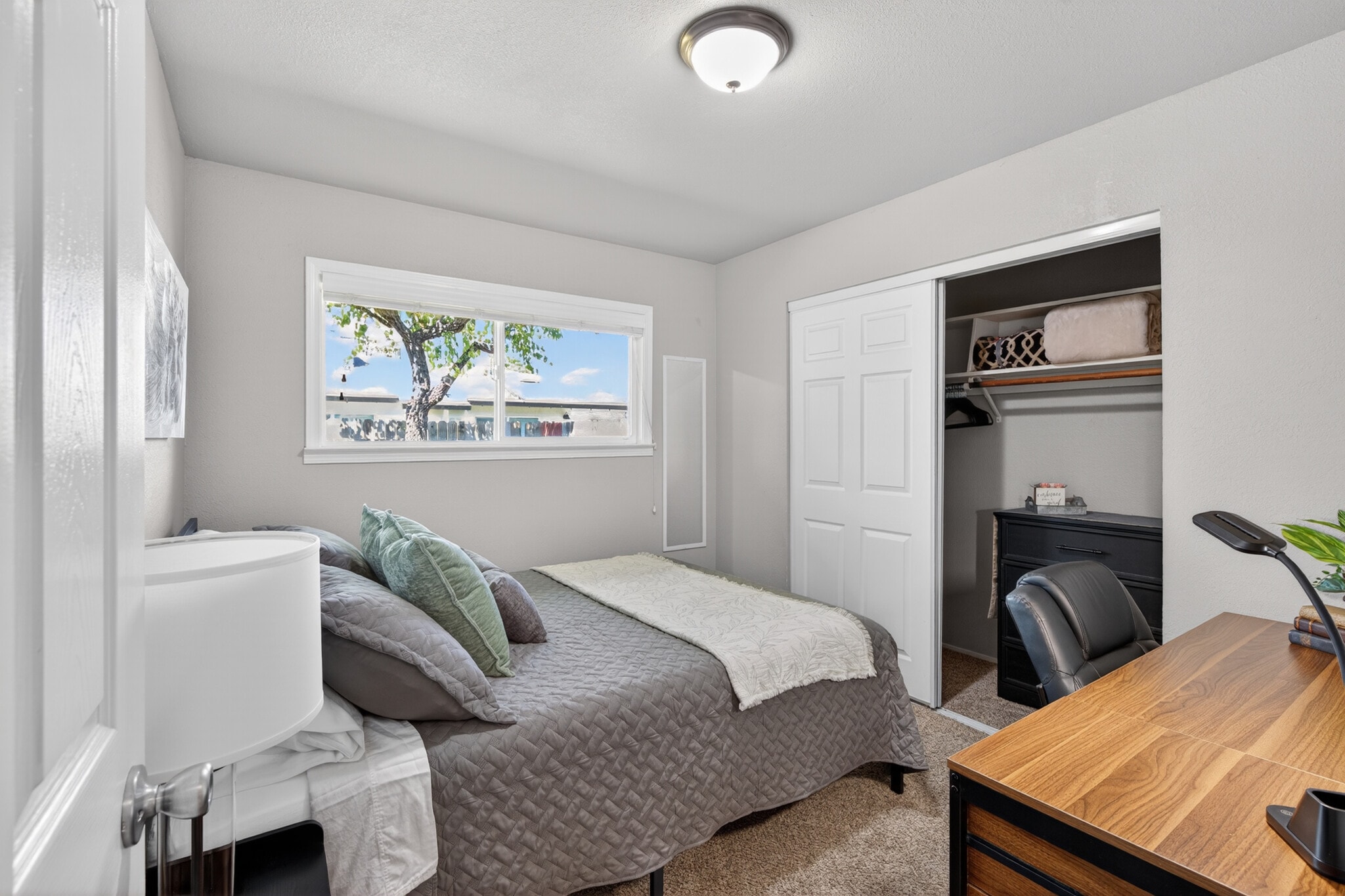 2nd Bedroom w/desk - 6327 Morgan Pl