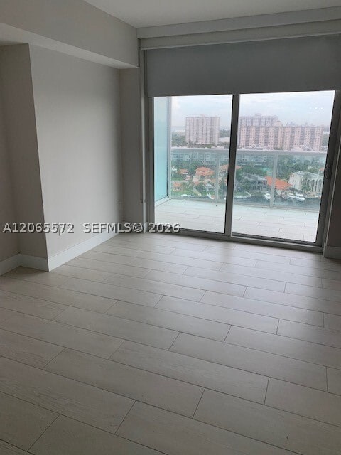 Building Photo - 400 Sunny Isles Blvd