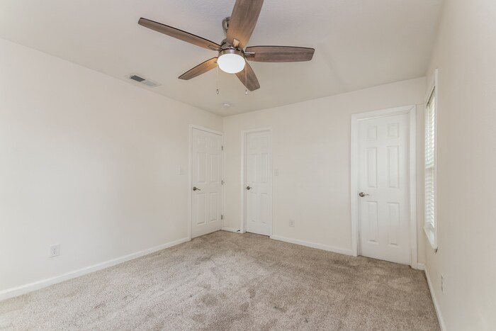 Building Photo - 7315 Gayglen Dr