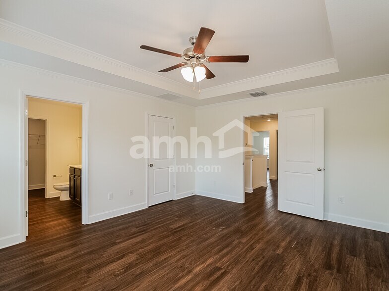 Building Photo - 29566 Cedar Waxwing Dr