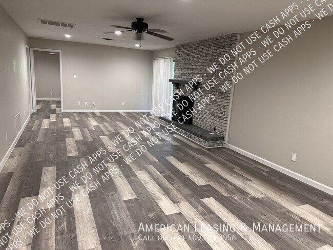 Building Photo - 1301 Spring Lake Dr