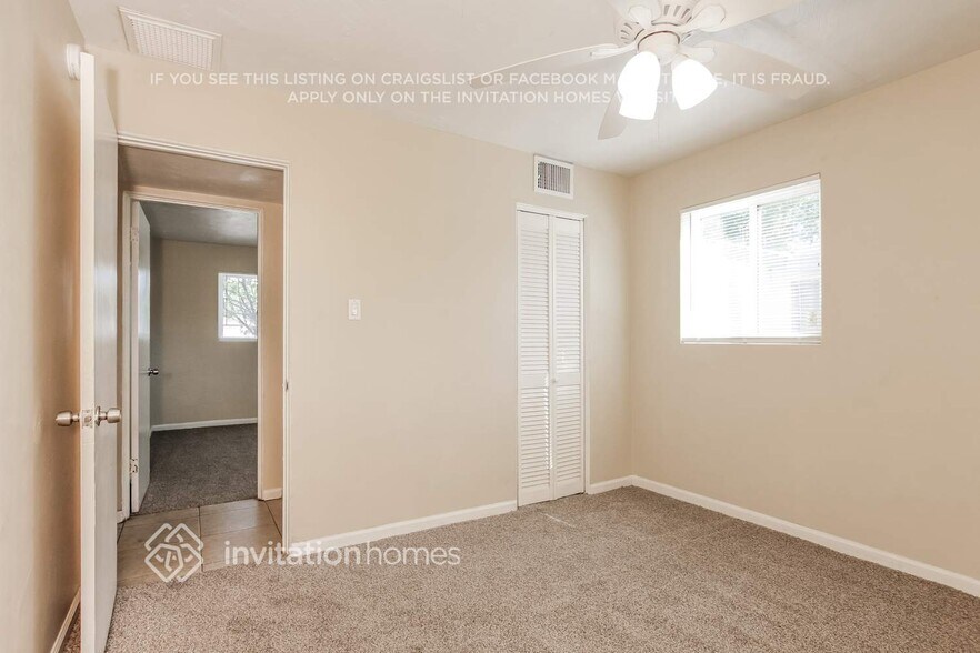 Building Photo - 3011 W Palo Verde Dr