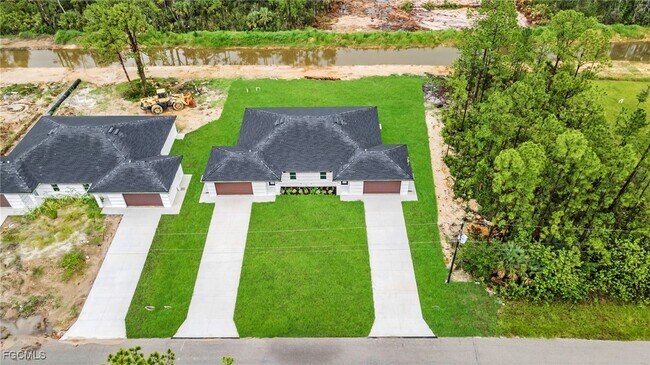 Building Photo - 314 Urbana St