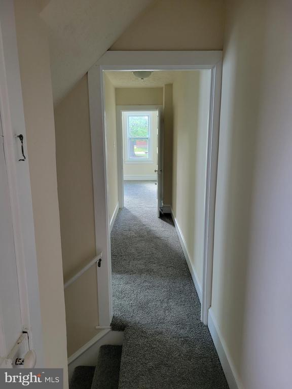 Building Photo - 729 E Washington St