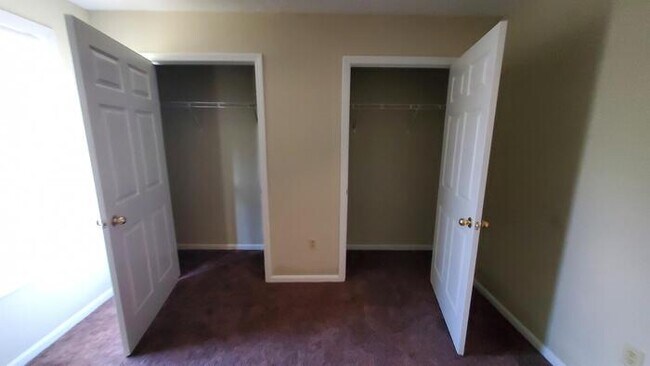 Building Photo - 1154 Micha Way