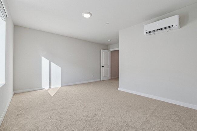 Building Photo - 14707 87th Ave SE