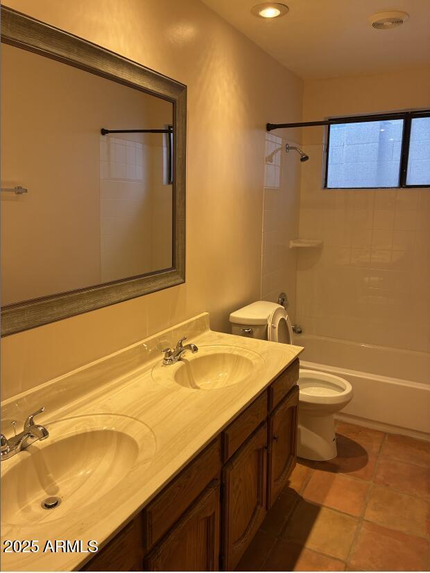 Building Photo - 3809 E Desert Flower Ln