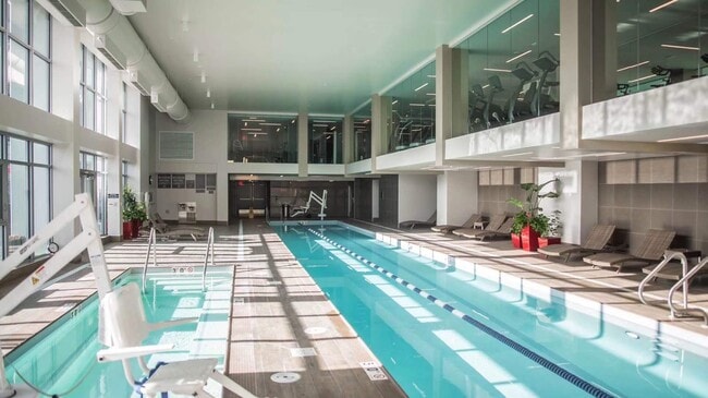 Building Photo - Insignia Condominium ~ Belltown/South Lake...
