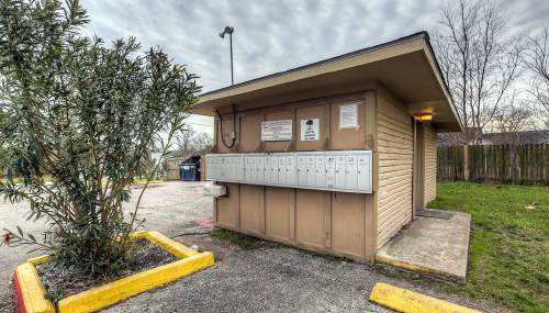 Building Photo - Village Green Apartments at Baytown