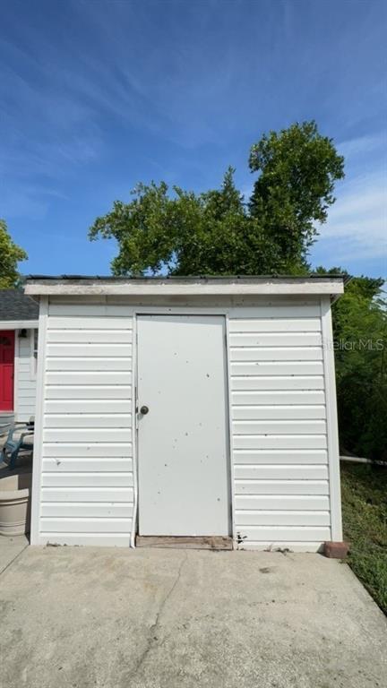 Building Photo - 4713 Thorpe Ave