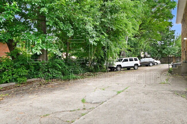 Building Photo - 3208 Orchard Manor Cir
