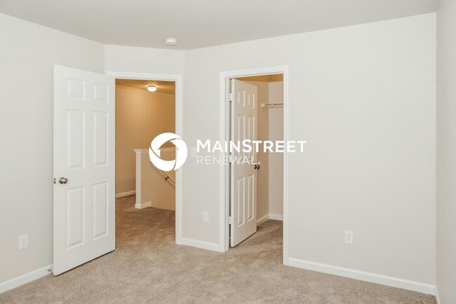 Building Photo - 3 Bedroom Pet-Friendly Home in Meridianville, AL with Main Street Renewal