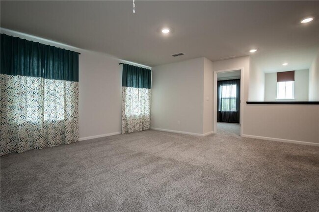 Building Photo - 13 Westerly Sta