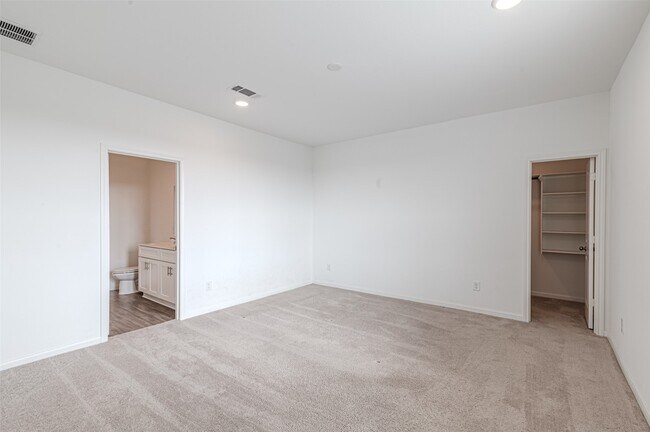 Building Photo - 21119 Turtle Gln Ln