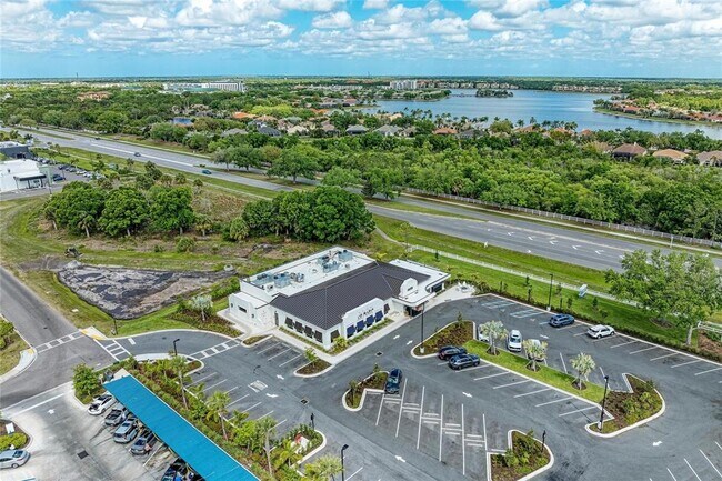 Building Photo - 8143 Miramar Way