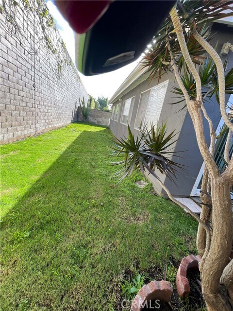 Building Photo - 26691 Calle Ultima