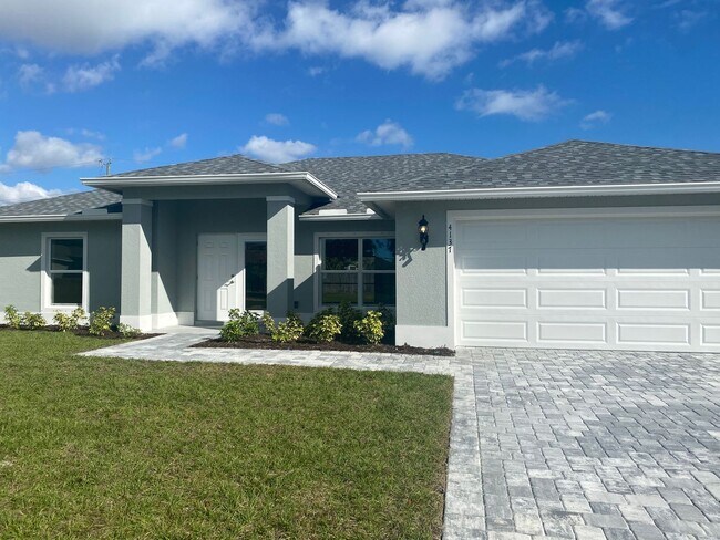 Building Photo - House for rent