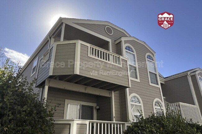 Primary Photo - 5708 W Asbury Pl