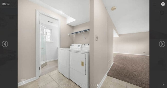 Building Photo - 728 Boxwood Dr