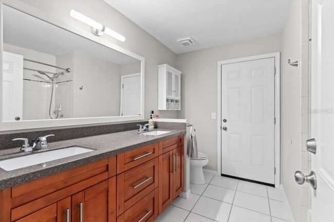 Building Photo - 22852 Fern Ct