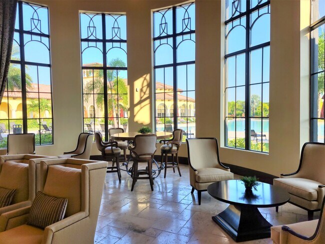 Building Photo - Seasonal Short-Term 3 Bedroom 2.5 Bathroom Townhouse located in Gran Paradiso!