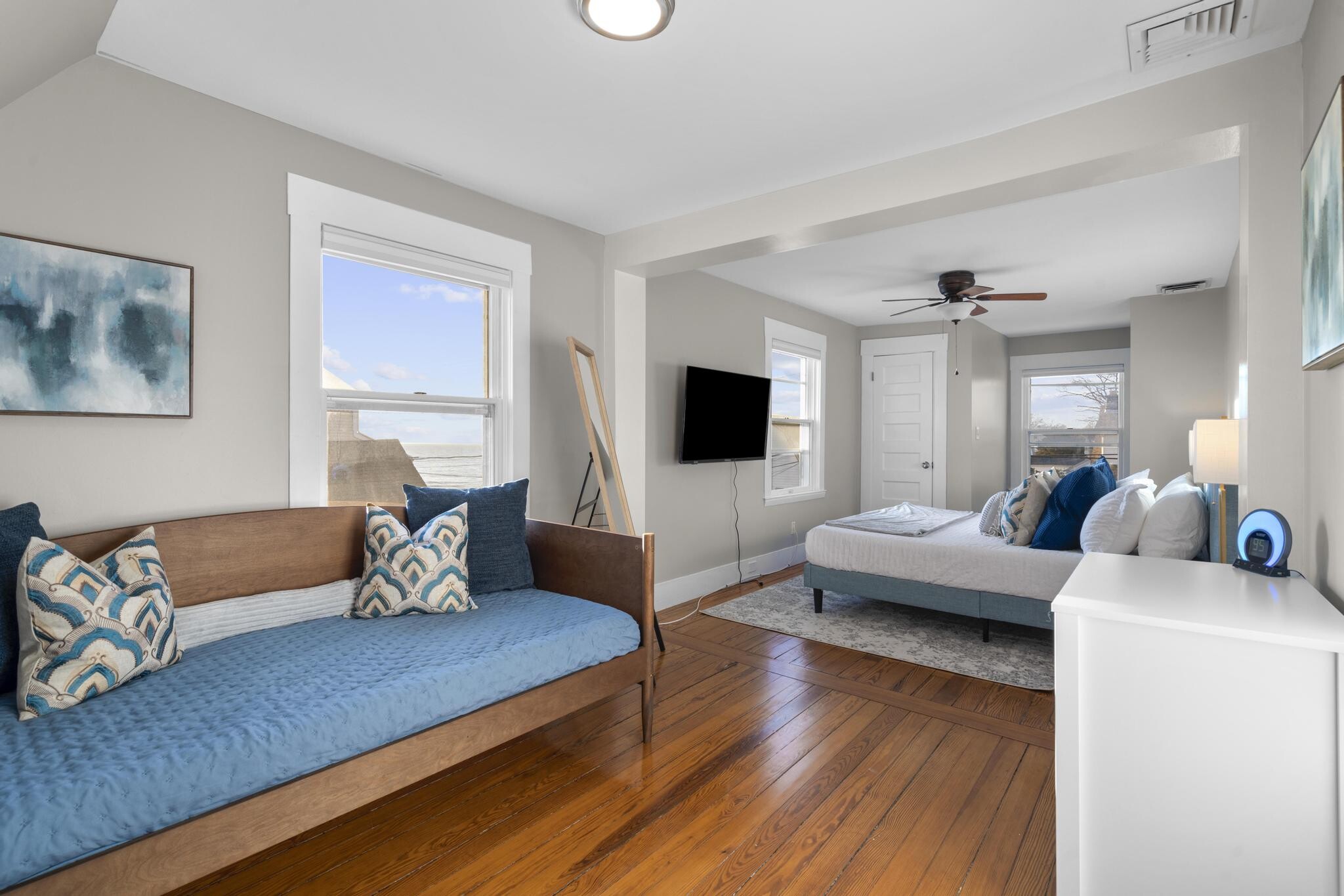 Building Photo - 11 Seaview Ave