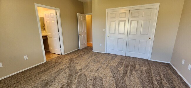 Building Photo - 2 bed 2 bath Franklin patio home in Sun City Anthem!