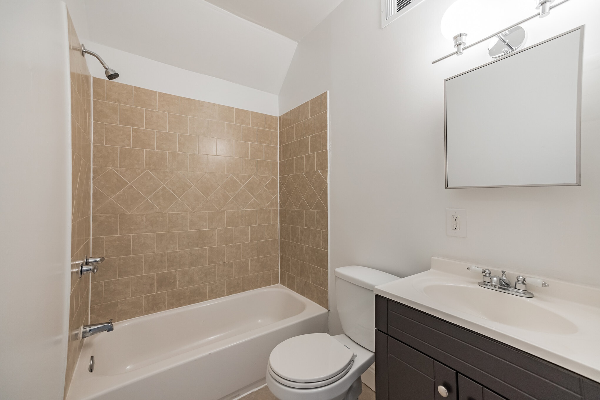 3rd Fl BA - 1818 Federal St