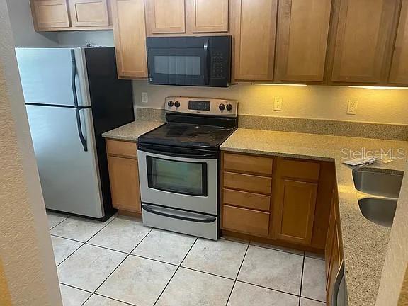 Building Photo - 2508 SW 35th Pl