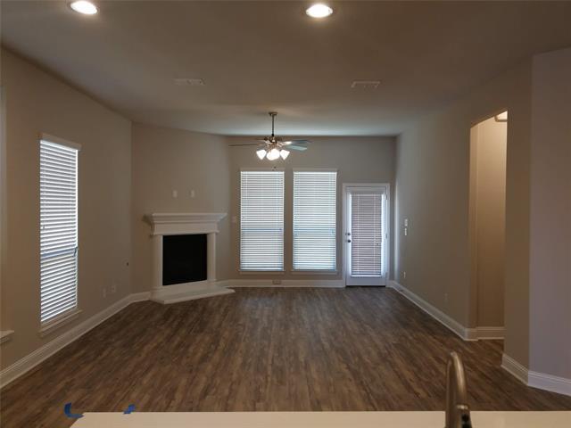 Building Photo - 1513 Gallant Fox Dr