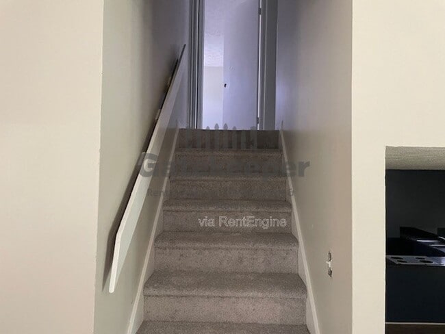 Building Photo - 7345 Chaucer Ct