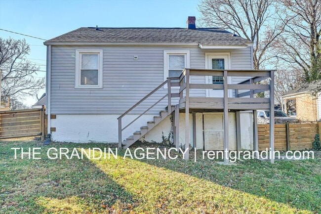 Building Photo - 3911 Michigan Ave NW