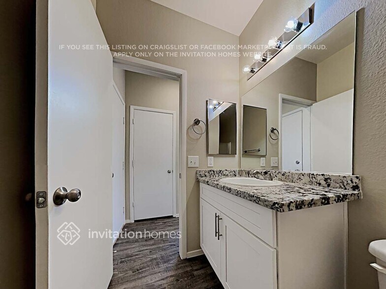 Building Photo - 3616 Starlight Evening St