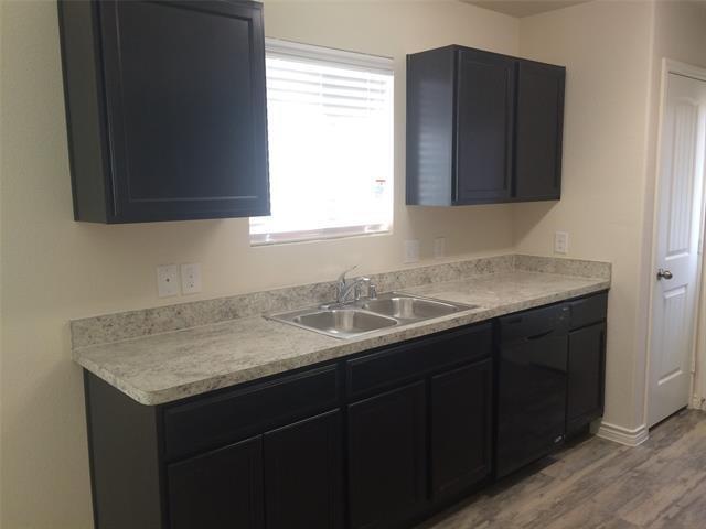 Building Photo - 4208 Summersweet Ln