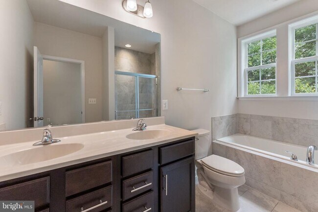Building Photo - 12925 Sweet Christina Ct
