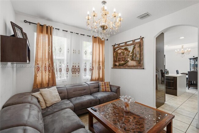 Building Photo - 8741 NW 110th Ave