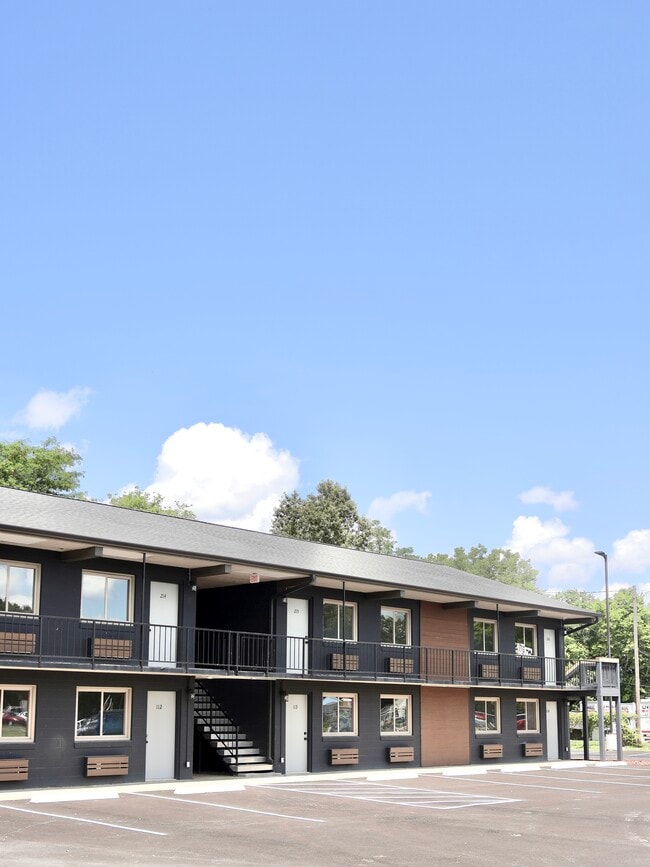 Building Photo - Southside Square Apartments - NOW LEASING