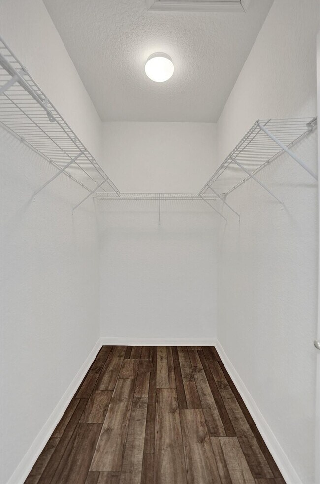 Building Photo - 3313 NW 29th Ct