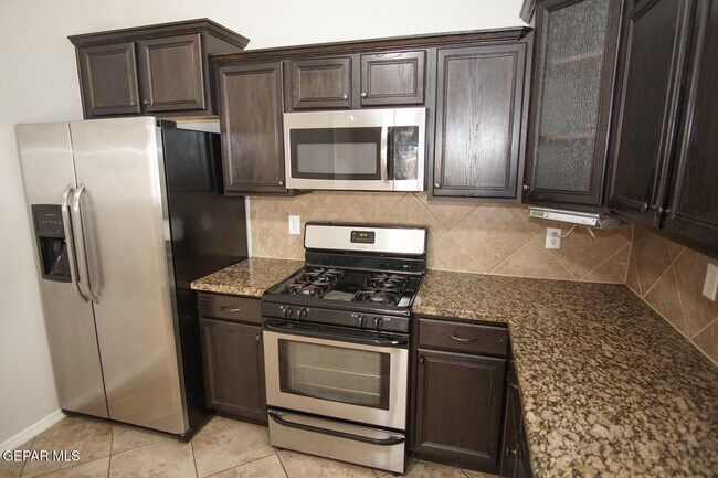 Building Photo - 14206 Otter Point Ct