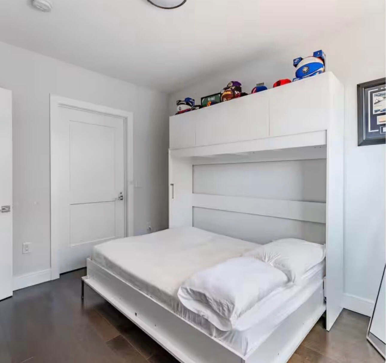 Secondary Room/Office - 6401 Park Ave