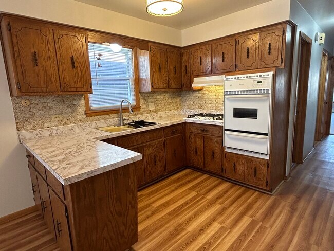 Building Photo - 5350 N Central Ave