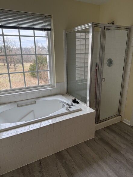 Building Photo - 6302 Cullen Pl