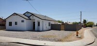 Building Photo - 545 W Ocotillo St